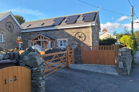 2 bedroom cottage for sale, Werlod Lodge Court, Manmoel NP12