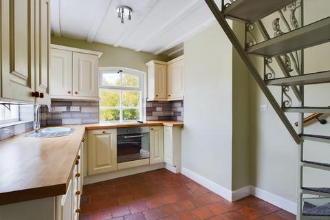 2 bedroom end of terrace house for sale, Dog Lane, Bewdley