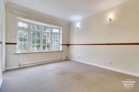 52 High Grange, Lichfield, WS13 7DU