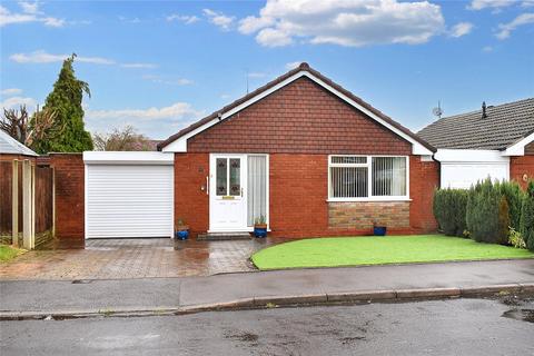 2 bedroom bungalow to rent, Pine Close, Worcester WR3