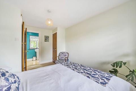 7 Vincent Road, Coulsdon, CR5 3DH