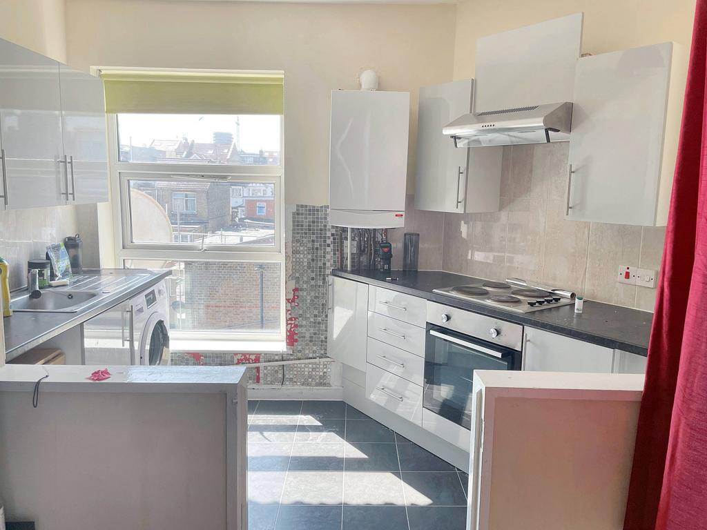 High Road London N15 2 Bed Maisonette 1 500 Pcm 346 Pw high-road-london-n15-2-bed-maisonette-1-500-pcm-346-pw