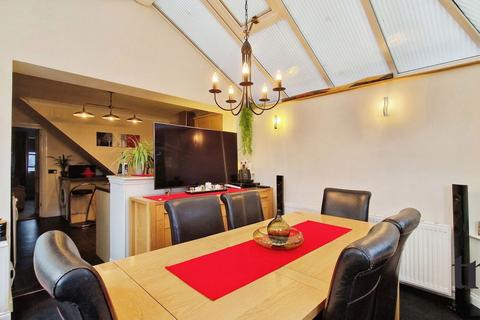 18 Bramble Road, Witham, CM8 2XA