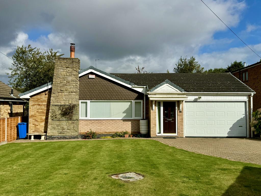 3 Bedroom Bungalow   detached for Sale