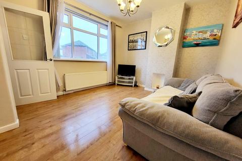 2 bedroom end of terrace house to rent, Finsbury Road, Stockport, Greater Manchester, SK5