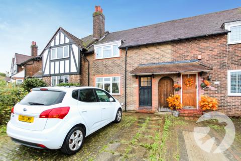 3 bedroom terraced house for sale, Eltham Palace Road, London, SE9