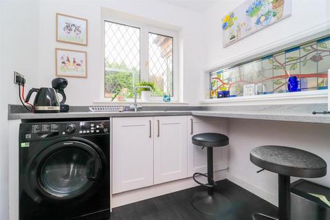 3 bedroom semi-detached house for sale, Towngate, Ossett WF5