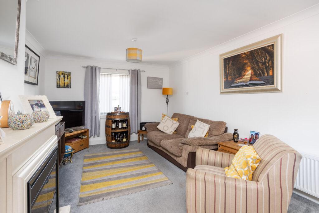 Glenburn Road, Auchterarder, PH3 2 bed semidetached house for sale £