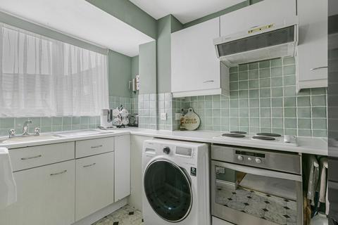 undefined, Friary Court, Woking, Surrey, GU21