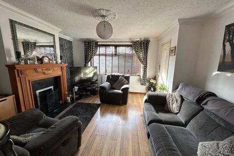 3 bedroom terraced house for sale, Newmarket Road, Ashton-under-Lyne, Greater Manchester, OL7