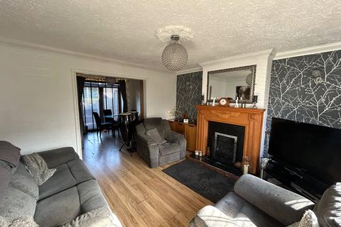3 bedroom terraced house for sale, Newmarket Road, Ashton-under-Lyne, Greater Manchester, OL7