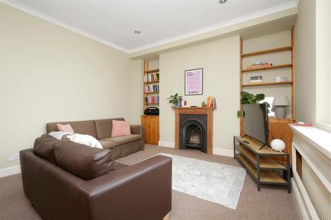 2 bedroom flat for sale, Hanley Road, Finsbury Park