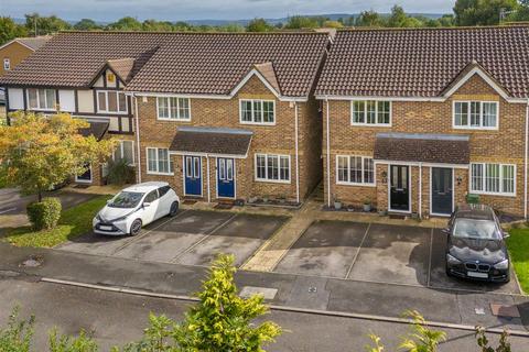 2 bedroom end of terrace house for sale, Shepherd Close, Aylesbury HP20