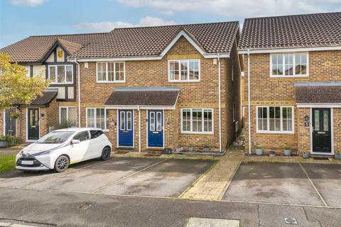 2 bedroom end of terrace house for sale, Shepherd Close, Aylesbury HP20