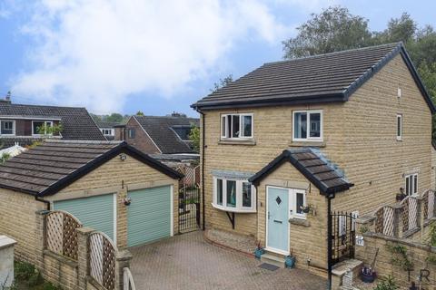 4 bedroom detached house for sale, Gomersal, Cleckheaton BD19