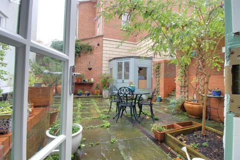 Apartment 1, Ribston Hall, 15 Spa Road, Gloucester, GL1 1UY