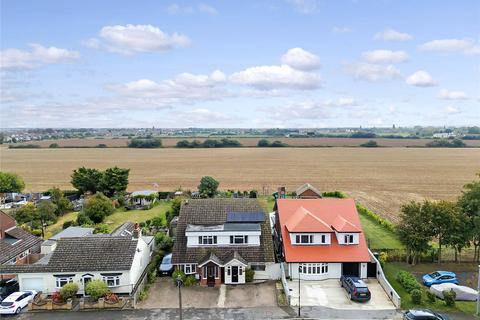 3 bedroom semi-detached house for sale, Alexandra Road, Great Wakering, Essex, SS3