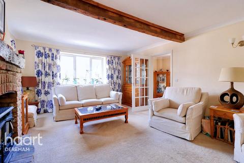 3 bedroom detached house for sale, Black Horse Close, Thetford