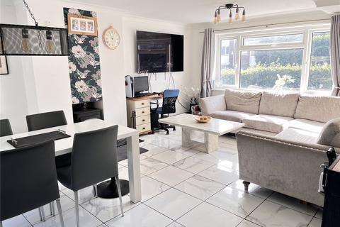 18 Clarkefields, Bayston Hill, Shrewsbury, SY3 0ES