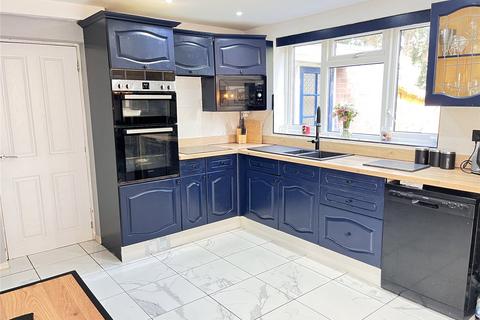 18 Clarkefields, Bayston Hill, Shrewsbury, SY3 0ES