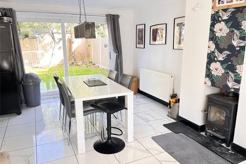 18 Clarkefields, Bayston Hill, Shrewsbury, SY3 0ES