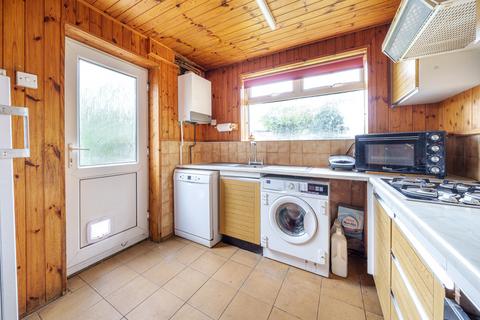 2 Fircroft Close, Stoke Poges, Slough, SL2 4DS