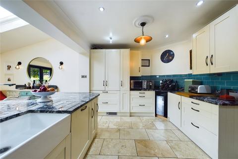 4 bedroom semi-detached house for sale, Thirlmere Avenue, Tilehurst, Reading, RG30