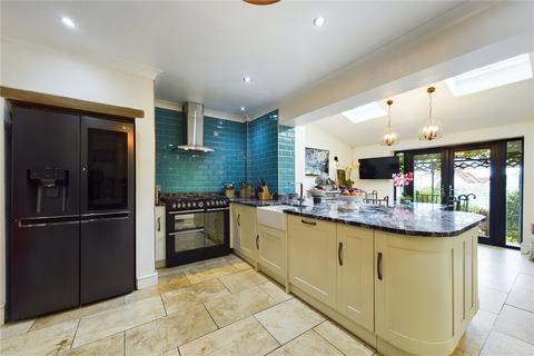 4 bedroom semi-detached house for sale, Thirlmere Avenue, Tilehurst, Reading, RG30