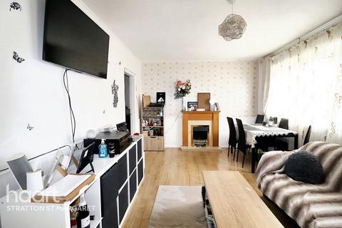 2 bedroom flat for sale, Somerville Road, Swindon