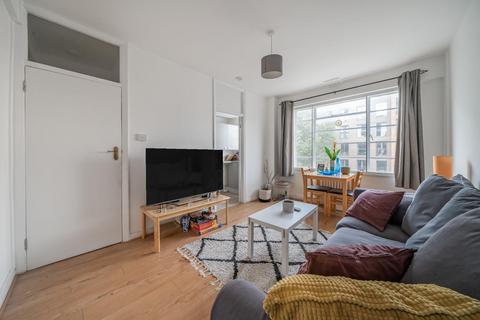 1 bedroom flat for sale, Camden Road, London, NW1 9DY