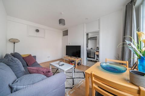 1 bedroom flat for sale, Camden Road, London, NW1 9DY