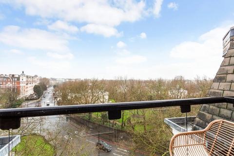 4 bedroom penthouse to rent, Park Road, London NW8