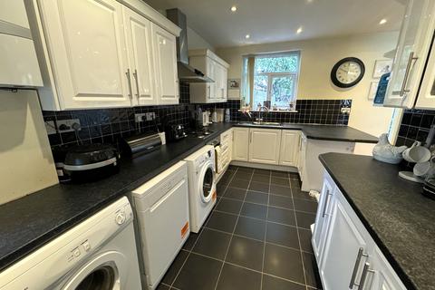 3 bedroom semi-detached house for sale, Bispham Avenue, Reddish