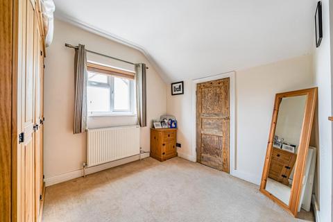 13 Barham Road, Chislehurst, BR7 6HU