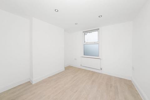 2 bedroom apartment for sale, Nunhead Green, Peckham, SE15