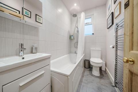 74 Waldron Road, London, SW18 3TD