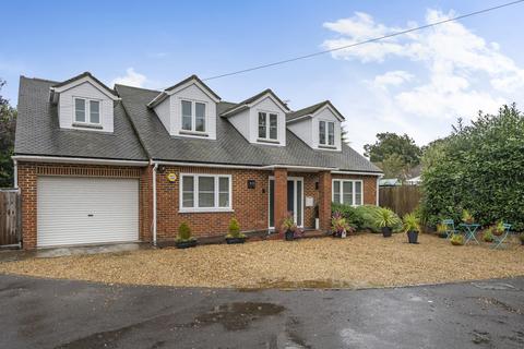 4 bedroom detached house for sale, Robins Drive, High Wycombe, Buckinghamshire