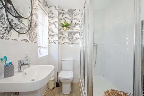 12 Bennett Gardens, Ferring, Worthing, BN12 6FL