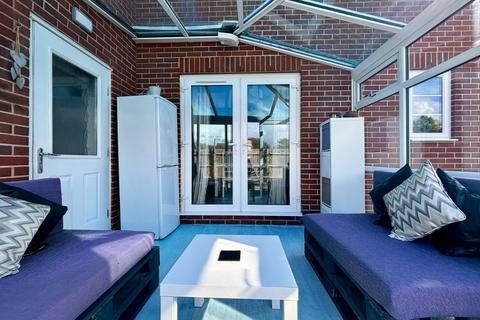 5 Hamley Close, Burnham-on-sea, TA8 1DS