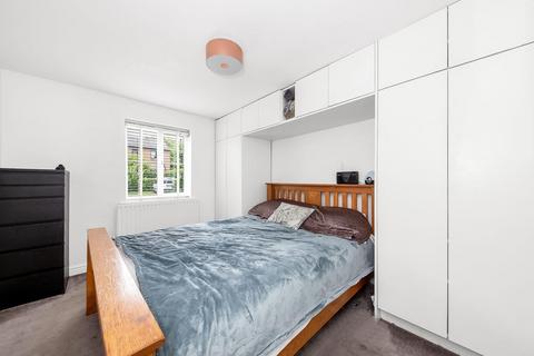 2 bedroom apartment for sale, Newent Close, Peckham, SE15