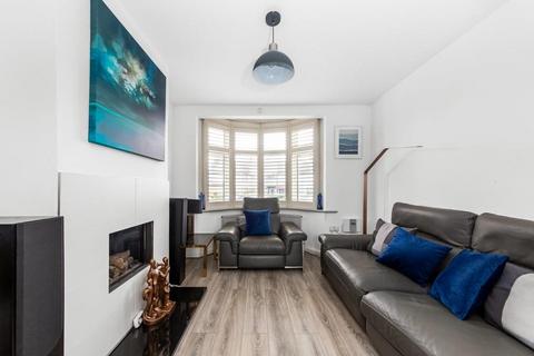 5 Cameron Road, London, SE6 4DJ
