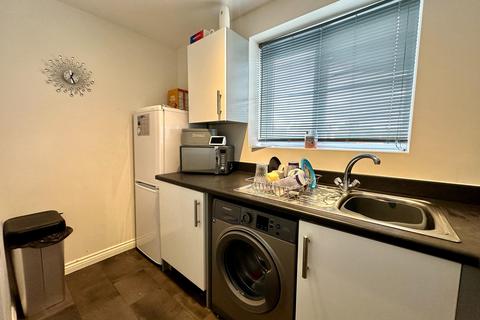 2 bedroom apartment for sale, Holyhead Road, Wednesbury WS10