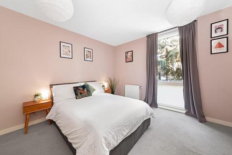 2 bedroom apartment for sale, Woods Road, Peckham, SE15