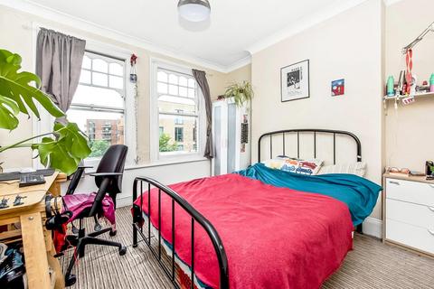 5 bedroom maisonette for sale, Southampton Way, Camberwell, SE5