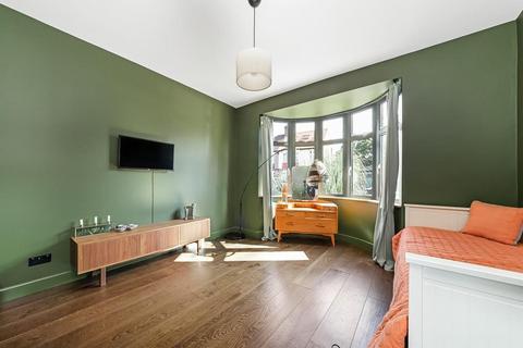 1 Clowders Road, London, SE6 4DA