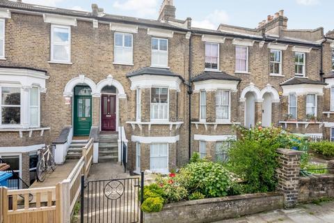 25 Belvoir Road, London, SE22 0QY