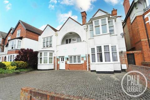 4 bedroom maisonette for sale, Kirkley Cliff Road, Lowestoft NR33