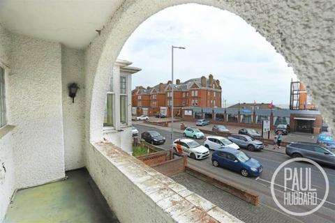 4 bedroom maisonette for sale, Kirkley Cliff Road, Lowestoft NR33