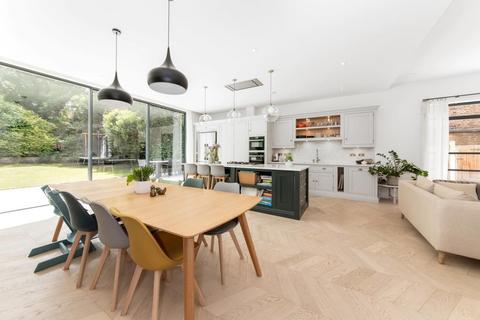 4 Allenby Road, London, SE23 2RQ