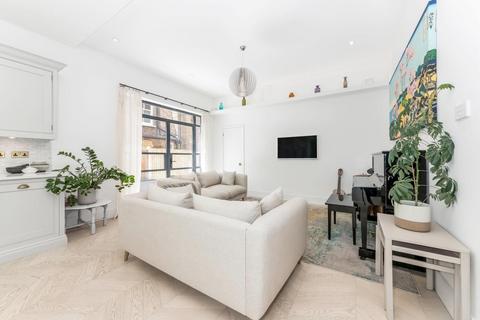 4 Allenby Road, London, SE23 2RQ